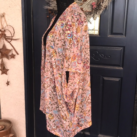 Anthropologie BELLA SHIMMER Kimono Desert Sunset colors Inspired Subtle Light - Picture 5 of 8